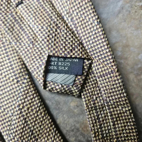 Jhane Barnes Tie Geometric Print 100% Silk - Picture 3 of 5